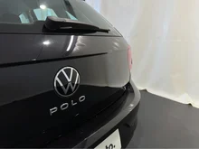 VW Polo in Deep Black Perleffekt