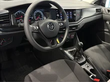 VW Polo in Deep Black Perleffekt