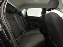 VW Polo in Deep Black Perleffekt