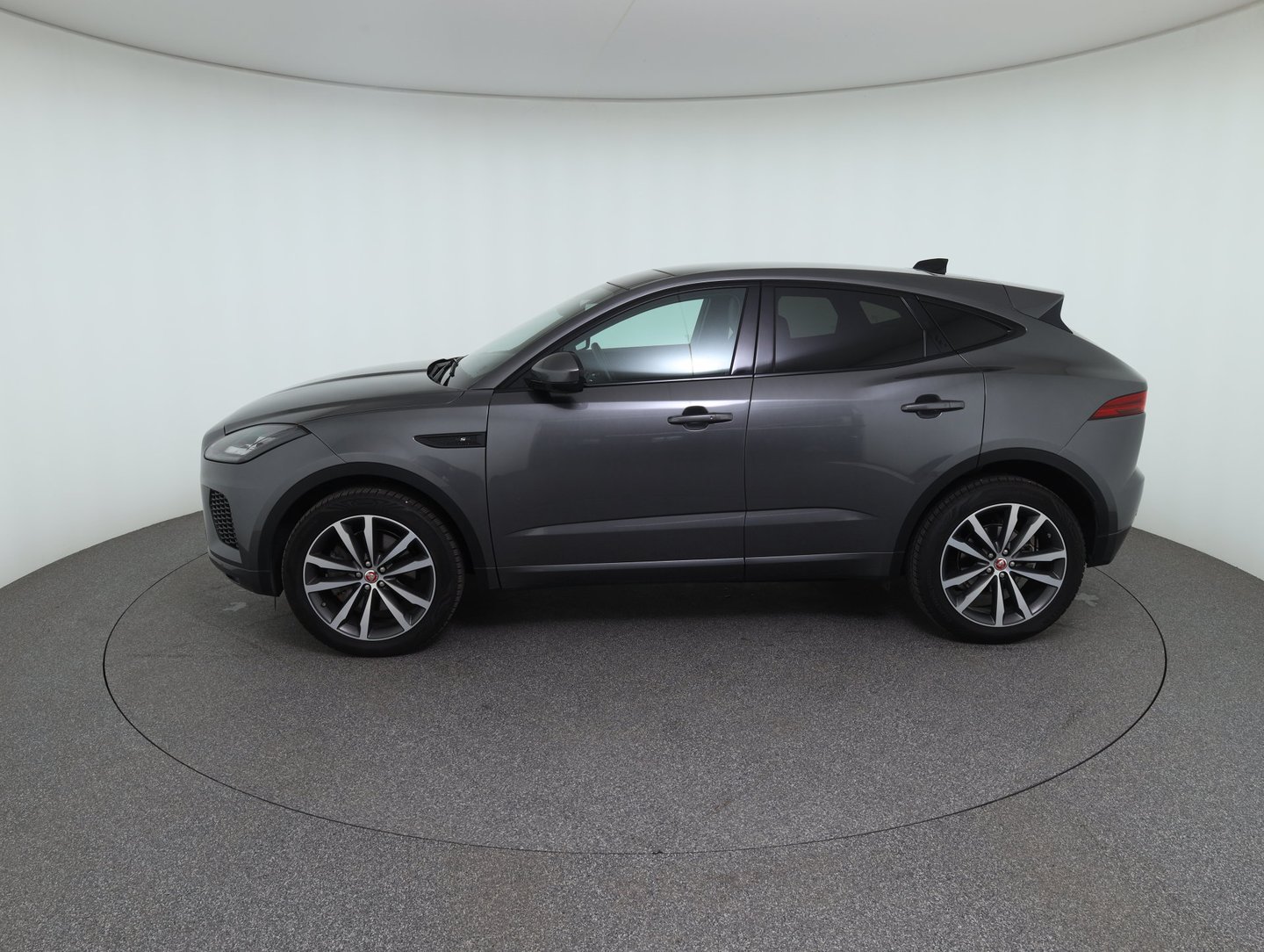 Jaguar E-Pace 2.0I4 P250 AWD Aut. | Bild 8 von 34