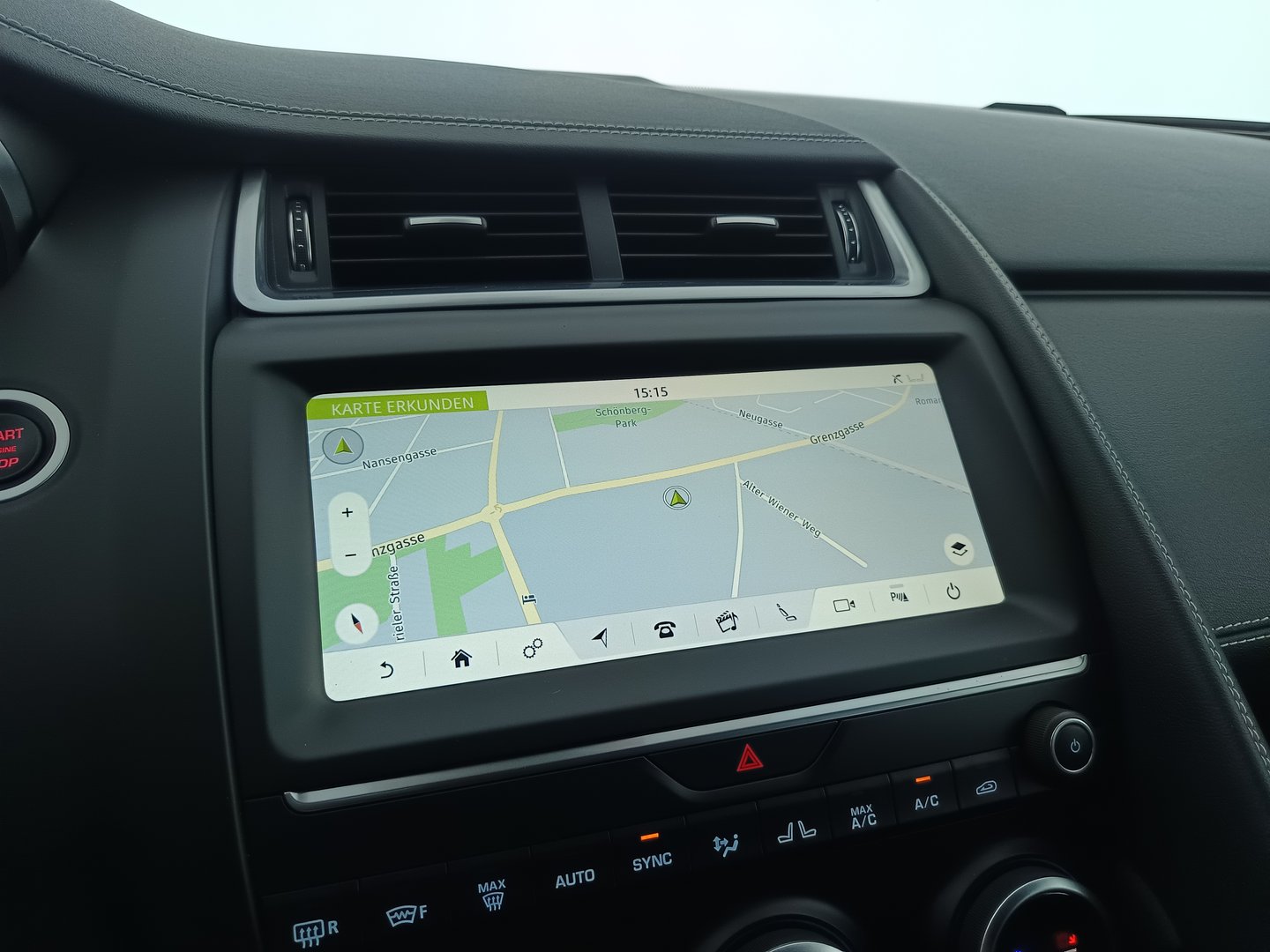 Jaguar E-Pace 2.0I4 P250 AWD Aut. | Bild 23 von 34