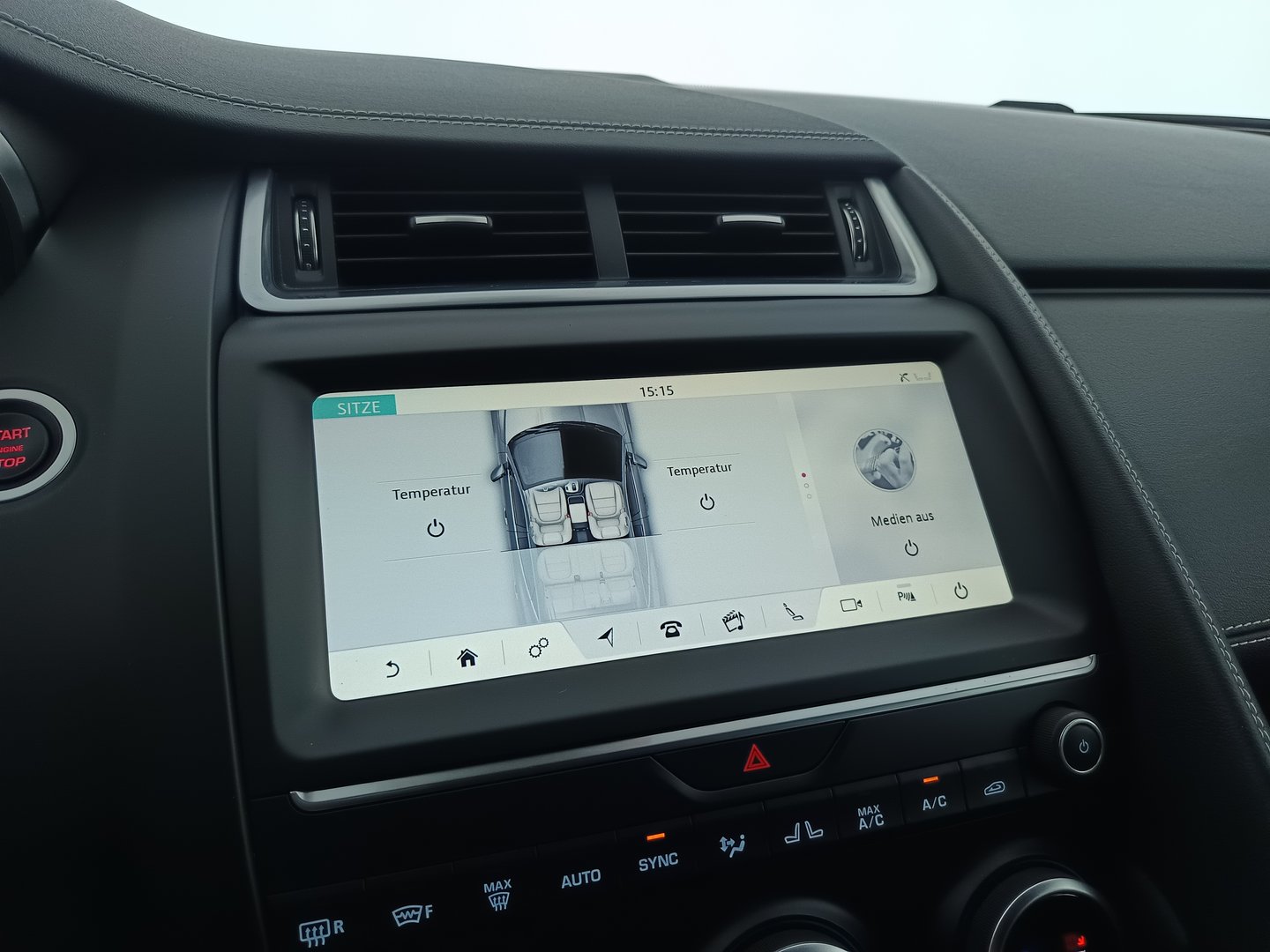 Jaguar E-Pace 2.0I4 P250 AWD Aut. | Bild 25 von 34