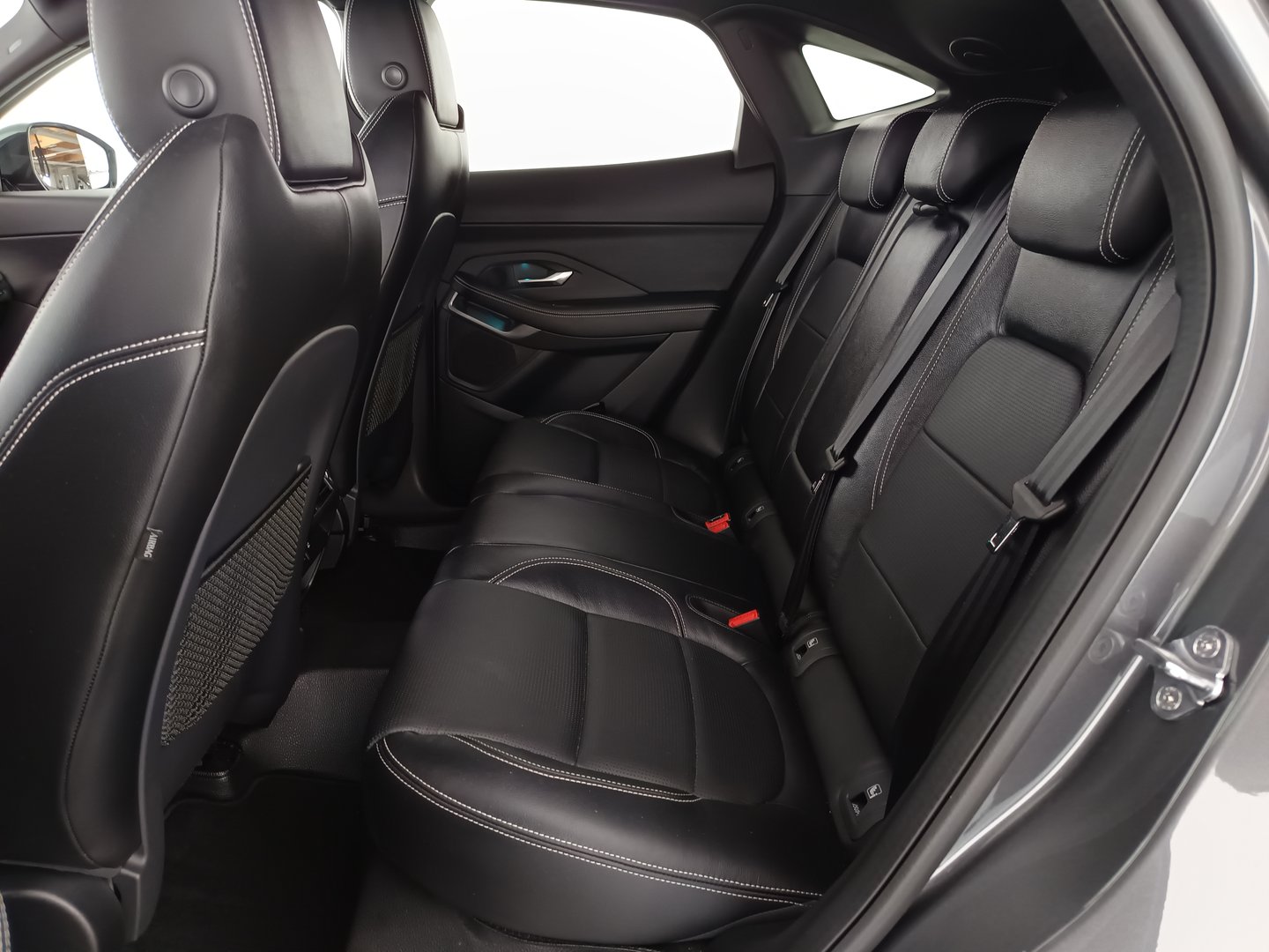 Jaguar E-Pace 2.0I4 P250 AWD Aut. | Bild 30 von 34