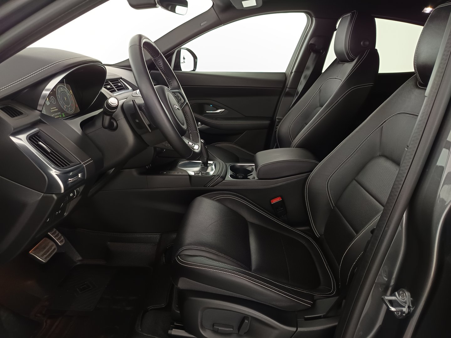 Jaguar E-Pace 2.0I4 P250 AWD Aut. | Bild 13 von 34