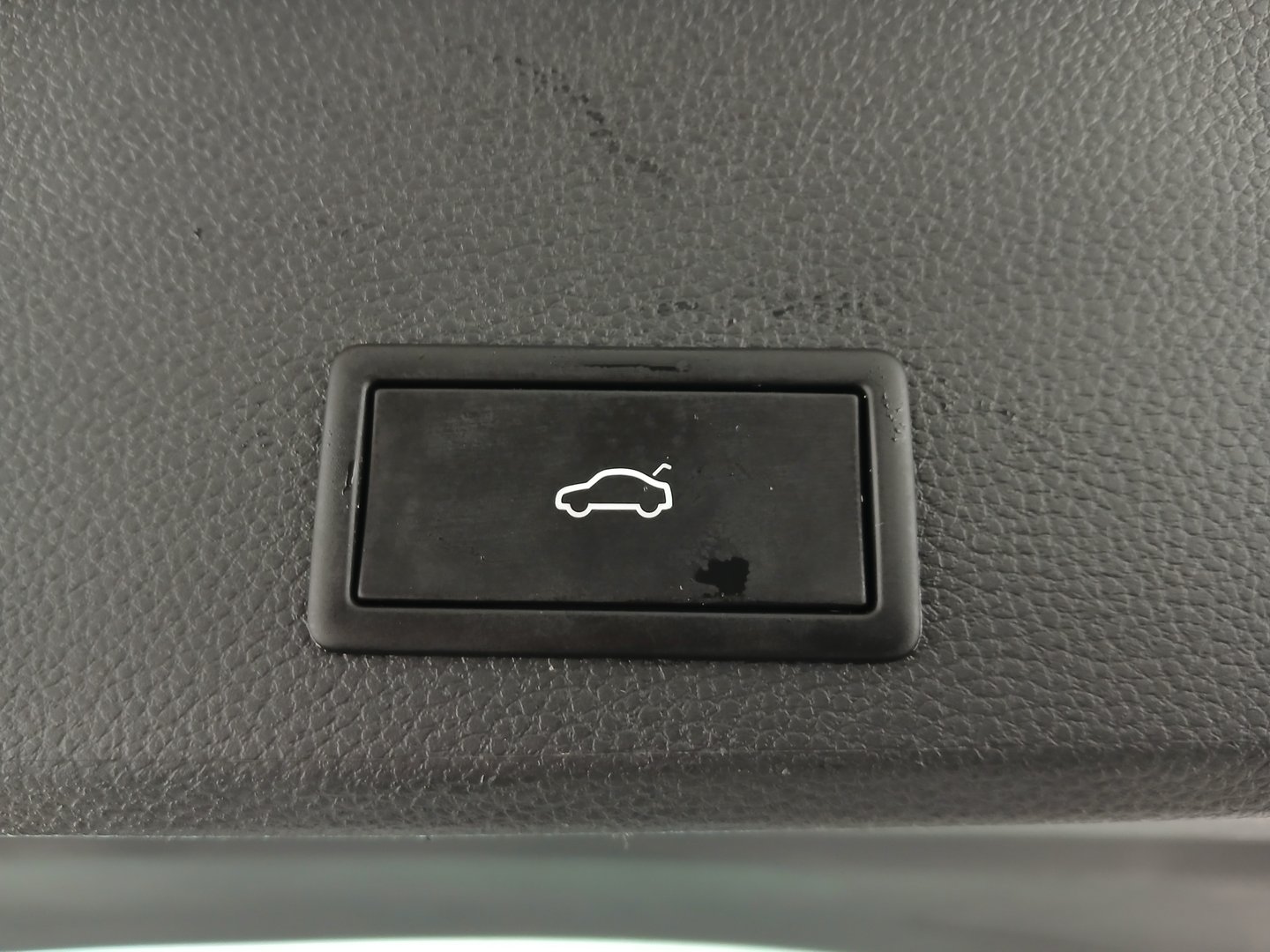 SEAT Ateca Xperience 2.0 TDI DSG | Bild 30 von 32