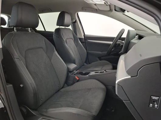 Bild eines Golf Rabbit eHybrid DSG 150 kW