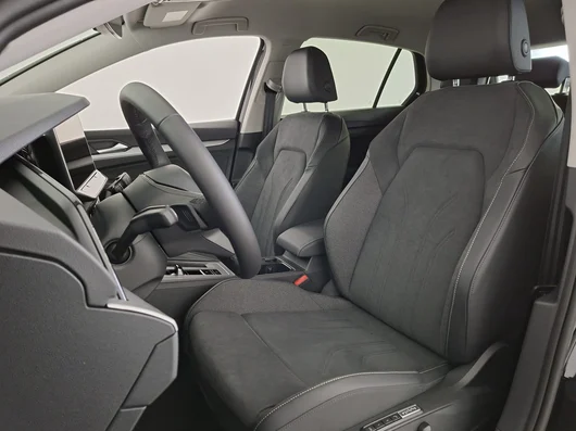 Bild eines Golf Rabbit eHybrid DSG 150 kW