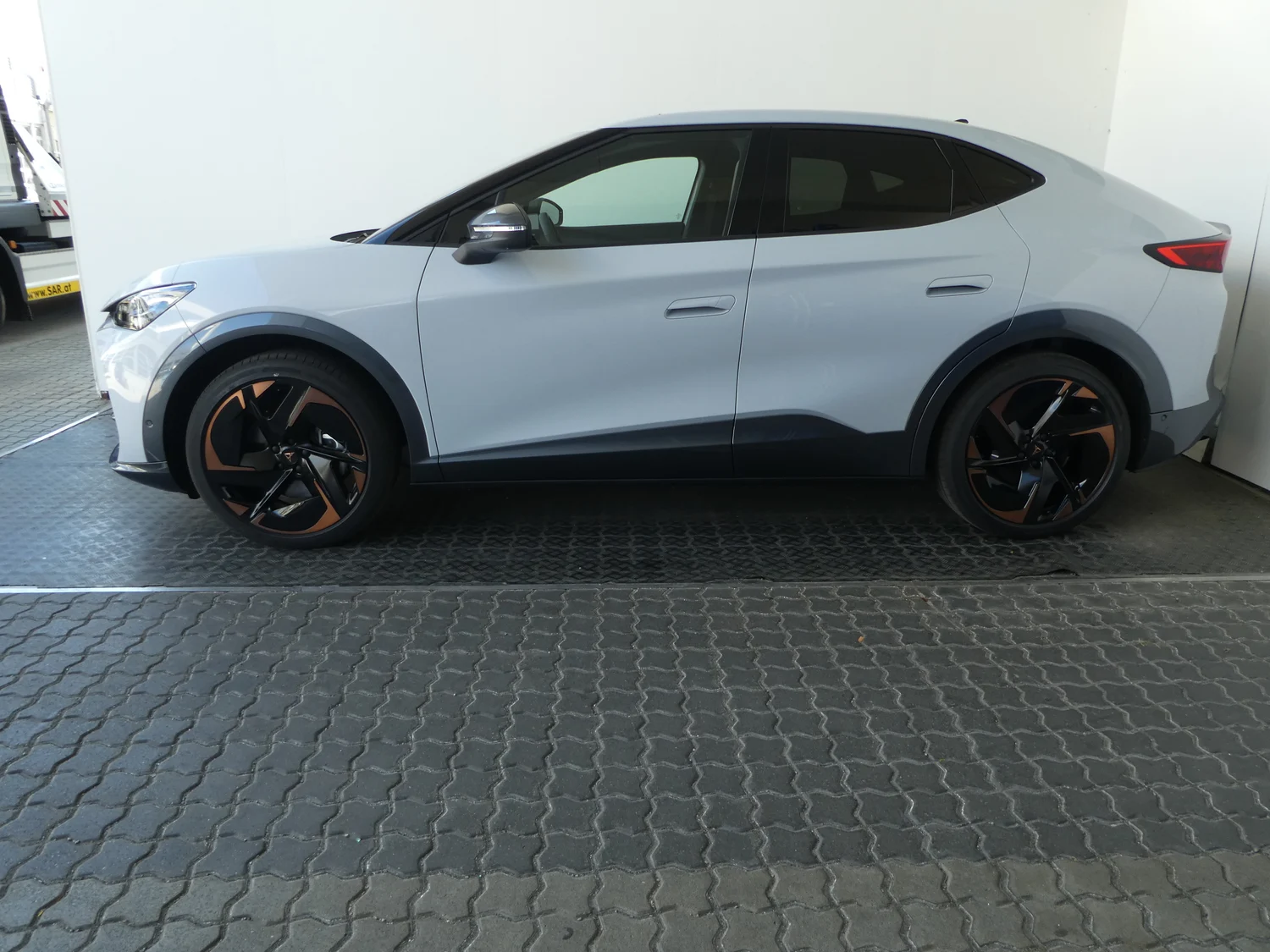 Bild eines CUPRA Tavascan VZ Adrenaline 4Drive250kW/340PS