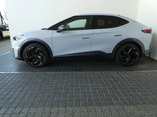 Bild eines CUPRA Tavascan VZ Adrenaline 4Drive250kW/340PS