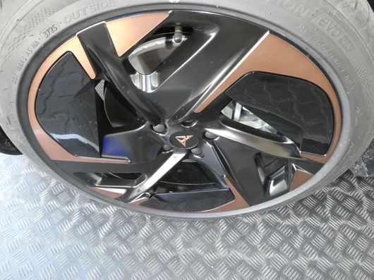 Bild eines CUPRA Tavascan VZ Adrenaline 4Drive250kW/340PS