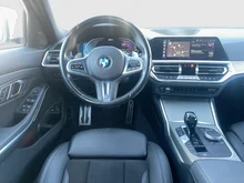 BMW 3xx 3 Touring 320 e xDrive M Sport in weiss - metallic