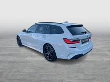 BMW 3xx 3 Touring 320 e xDrive M Sport in weiss - metallic