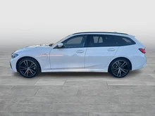 BMW 3xx 3 Touring 320 e xDrive M Sport in weiss - metallic