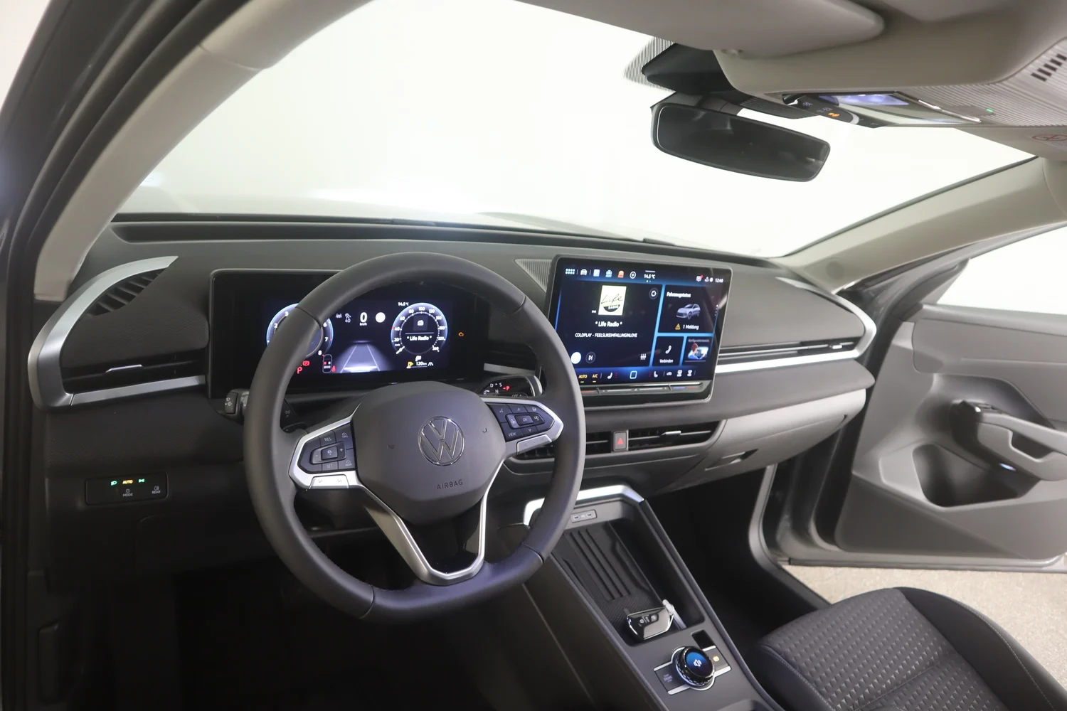 Bild eines T-Roc Life eTSI DSG