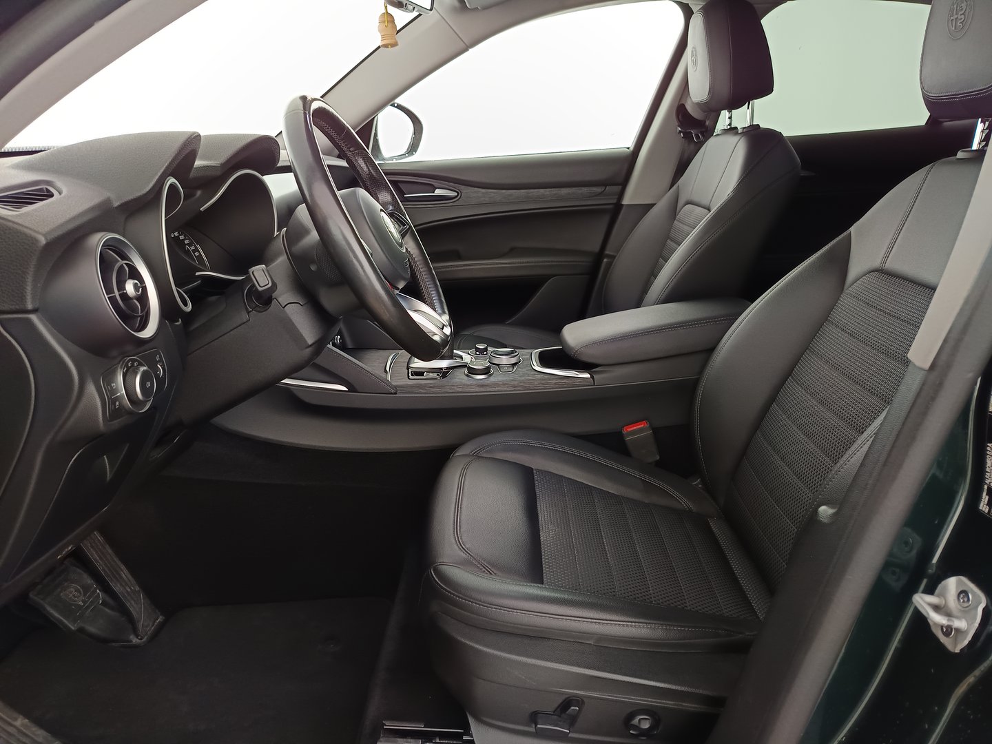 Alfa Romeo Stelvio 2,2 ATX RWD Super | Bild 13 von 34