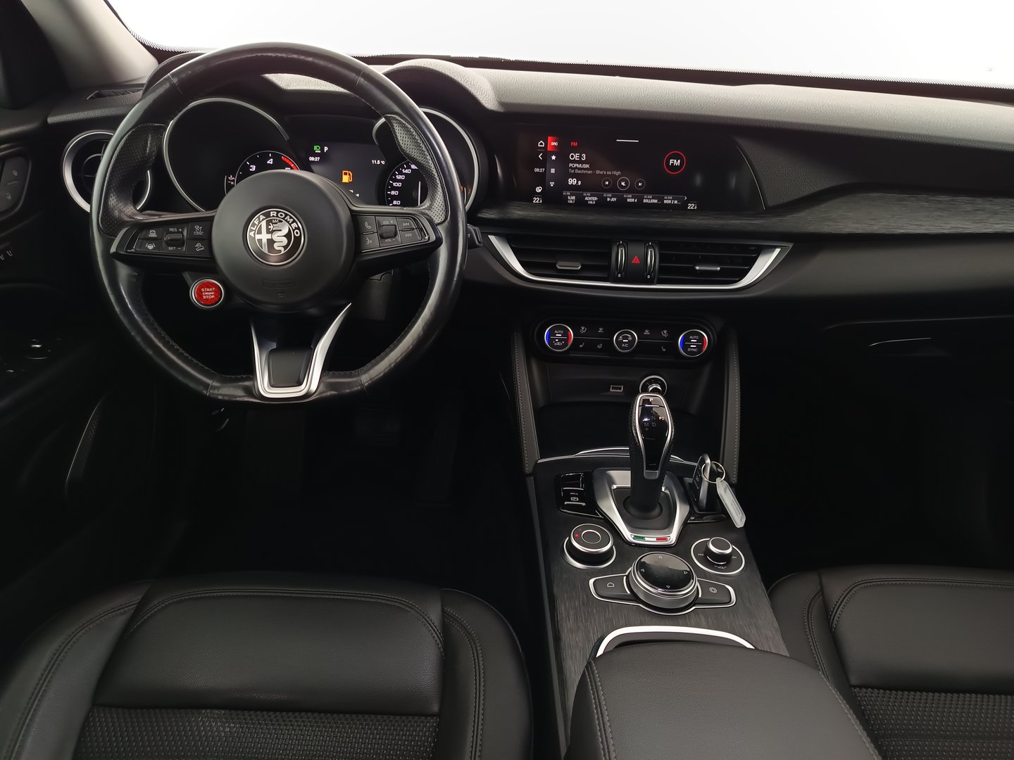 Alfa Romeo Stelvio 2,2 ATX RWD Super | Bild 14 von 34