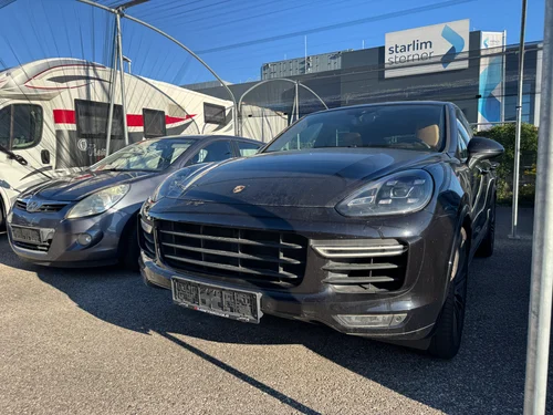 Porsche Cayenne Turbo II FL