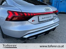 Audi e-tron GT S e-tron GT in Florettsilber Metallic