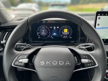 Škoda Kodiaq 4x4 Selection TDI DSG in Moon-Weiß Metallic
