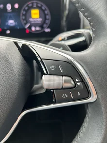 Škoda Kodiaq 4x4 Selection TDI DSG in Moon-Weiß Metallic