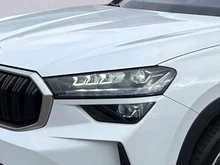 Škoda Kodiaq 4x4 Selection TDI DSG in Moon-Weiß Metallic