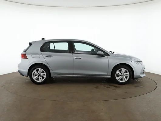 Bild eines VW Golf Life mHEV TSI DSG