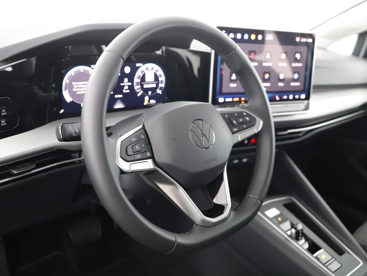 Bild eines VW Golf Life mHEV TSI DSG