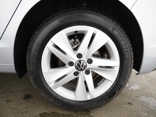 Bild eines VW Golf Life mHEV TSI DSG