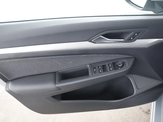 Bild eines VW Golf Life mHEV TSI DSG