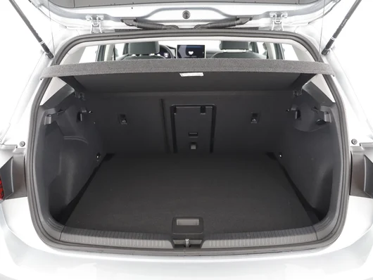 Bild eines VW Golf Life mHEV TSI DSG