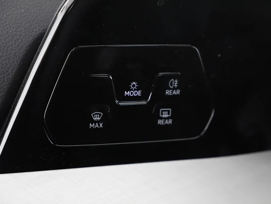 Bild eines VW Golf Life mHEV TSI DSG