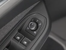 VW Golf Life mHEV TSI DSG in OYSTER SILVER METALLIC