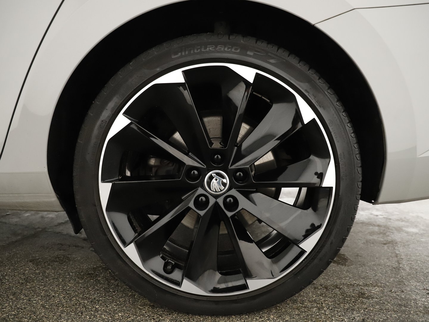 Škoda SUPERB Combi iV SPORTLINE DSG | Bild 9 von 32