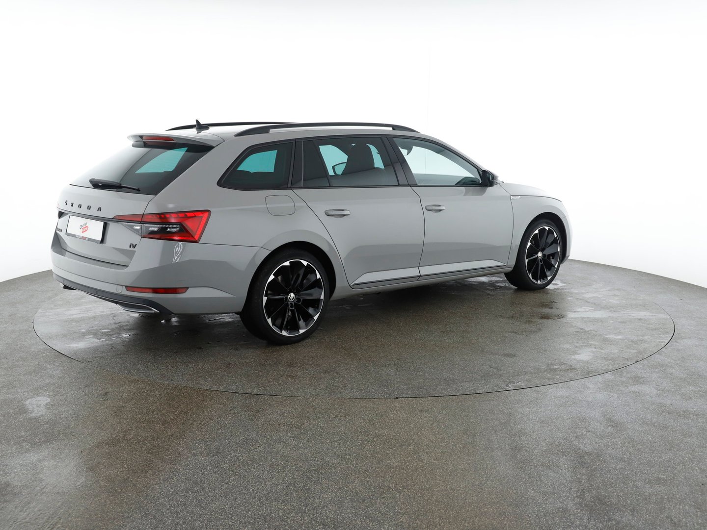 Škoda SUPERB Combi iV SPORTLINE DSG | Bild 5 von 32