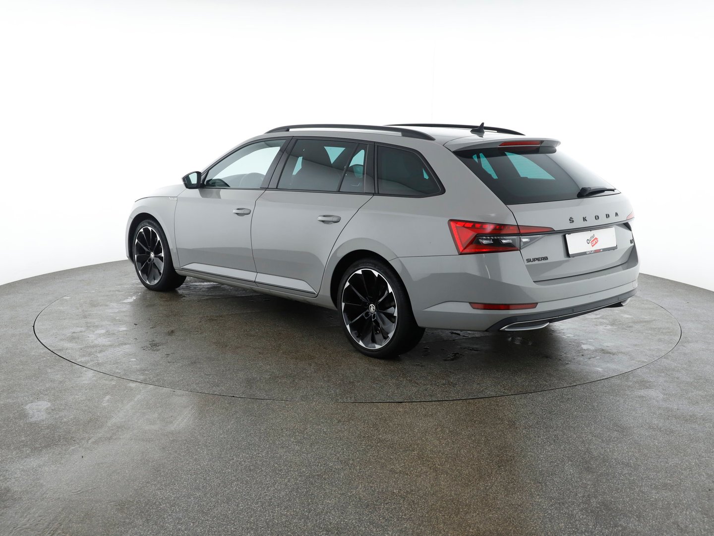Škoda SUPERB Combi iV SPORTLINE DSG | Bild 7 von 32