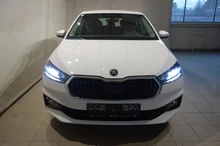 Thumbnail-Foto von Fahrzeug