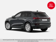 Audi Q6 e-tron in Magnetgrau