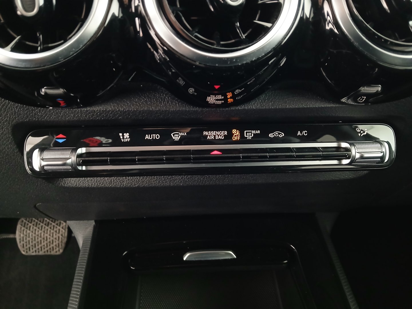 Mercedes GLB 200 d Aut. | Bild 24 von 32