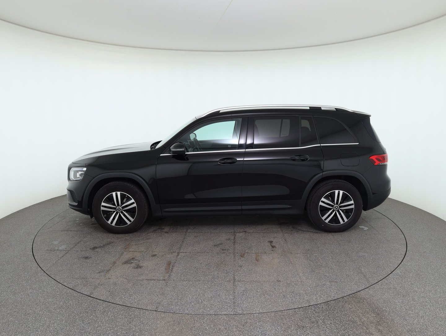 Mercedes GLB 200 d Aut. | Bild 8 von 32