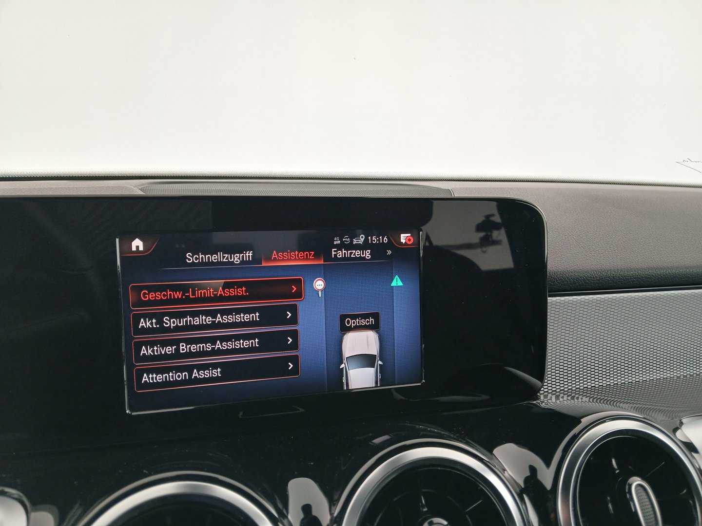 Mercedes GLB 200 d Aut. | Bild 20 von 32