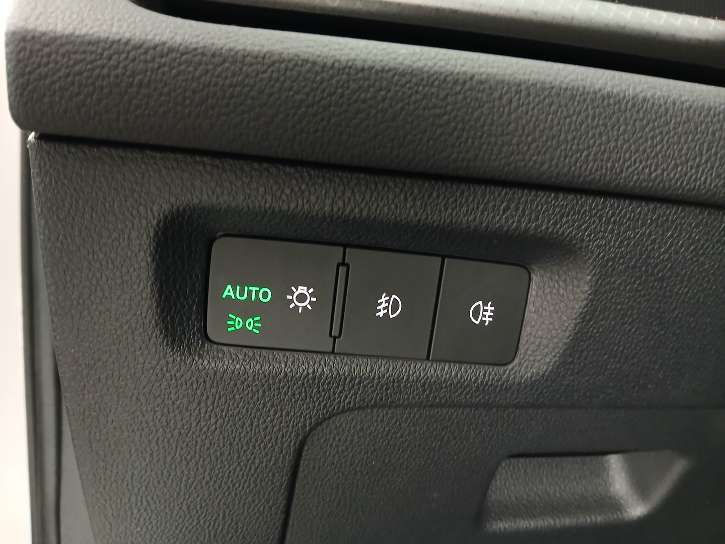 Škoda Octavia Combi Ambition TSI | Bild 12 von 27