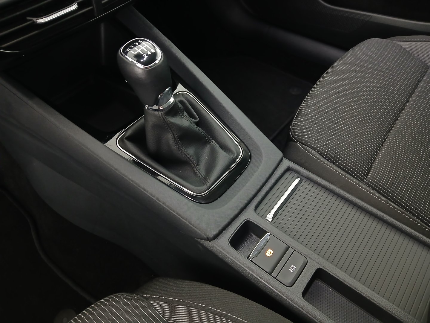 Škoda Octavia Combi Ambition TSI | Bild 23 von 27