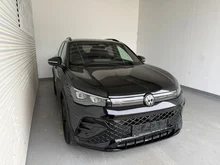 VW Tiguan R-Line TSI 4MOTION DSG in Grenadillschwarz Metallic