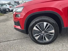 Škoda Karoq 4x4 Style TDI DSG in K1 Velvet-Rot Metallic
