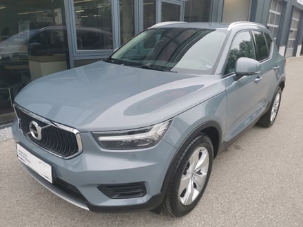 Volvo XC40 Momentum Pro AWD