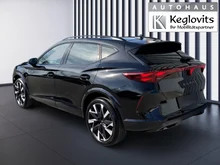 CUPRA Formentor 1.5 e-TSI 150 PS DSG in Nacht-Schwarz Metallic
