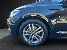 VW Touran Friends TSI DSG in Grenadillschwarz Metallic