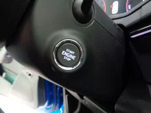 Škoda Karoq Sportline TSI DSG ACT in Race-Blau Metallic