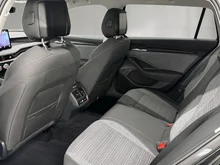 Škoda Superb Combi Selection TDI DSG in Ebony-Schwarz Metallic
