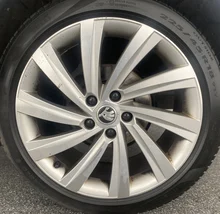 Thumbnail-Foto von Fahrzeug